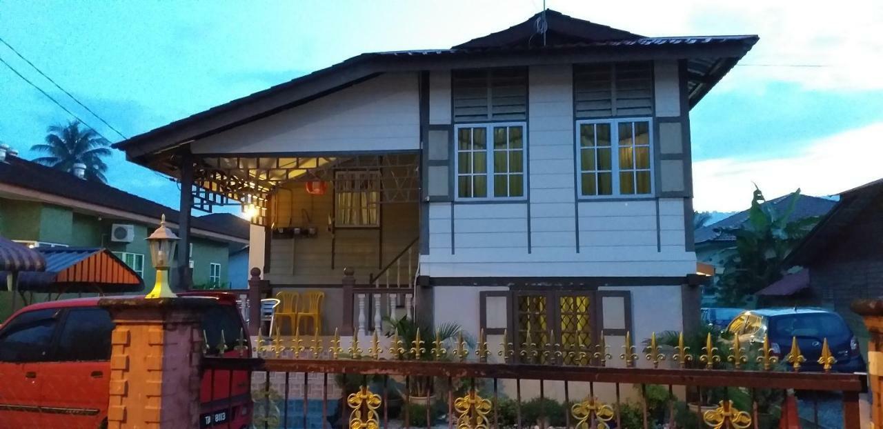 Teratak Opah Kamunting Hotel Taiping Exterior photo